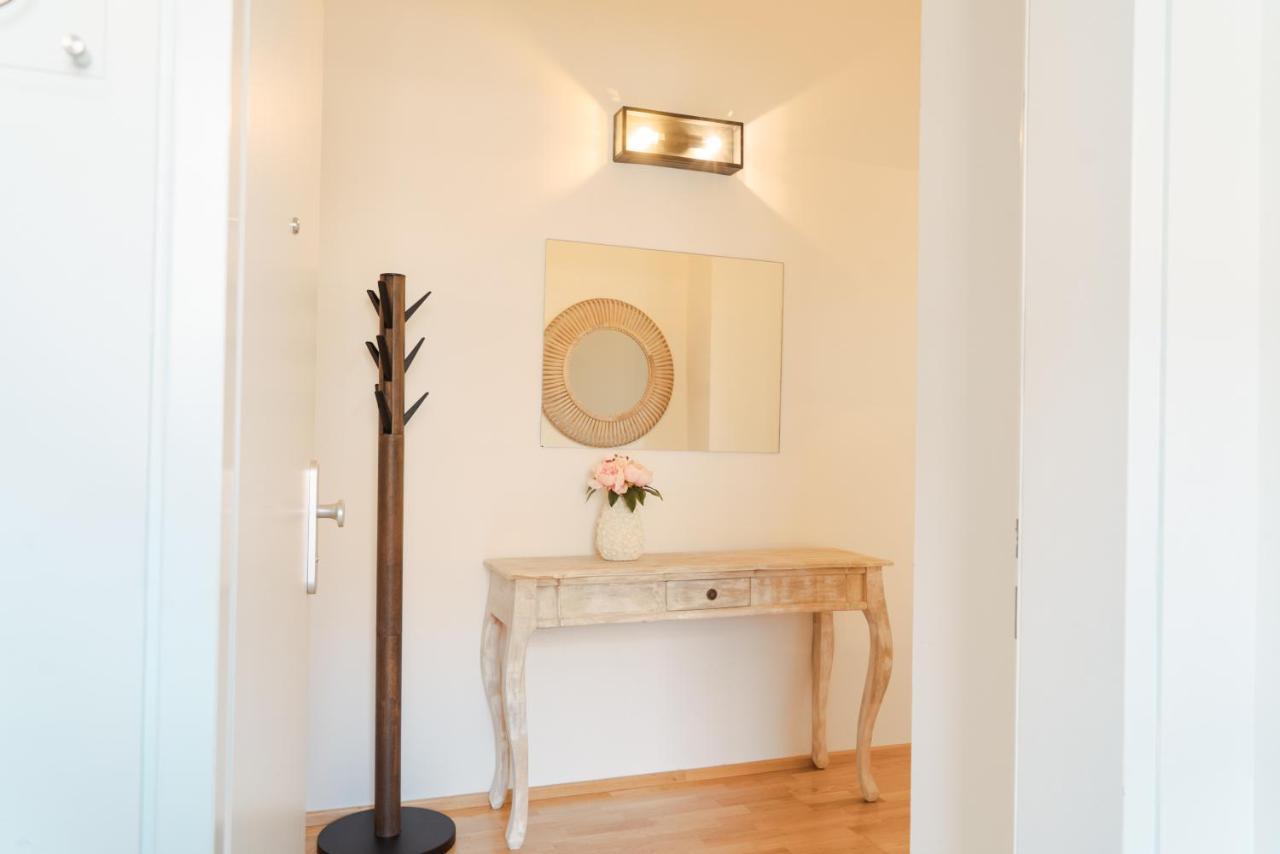 Smile Apartments zur Gozzoburg Krems an der Donau Extérieur photo
